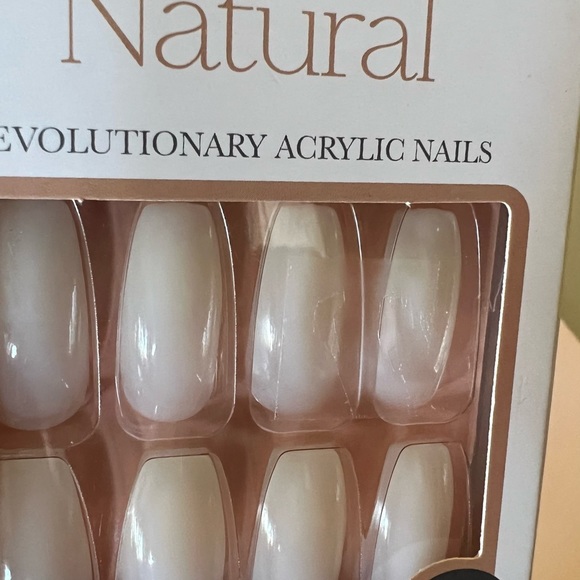 Kiss - Picture 4 of 5